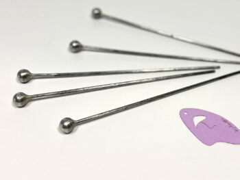 Bila metalica crapat sticla