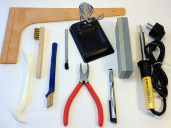 TIFFANY 1 - Kit Minim de Unelte si Scule