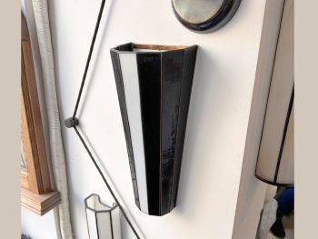 Aplica conica Alb si Negru