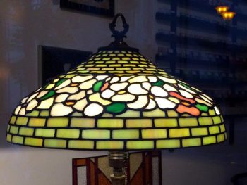 Dogwood Tiffany Lamp