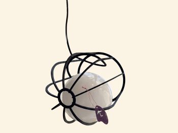Glob sticla opalescenta, cusca de lemn